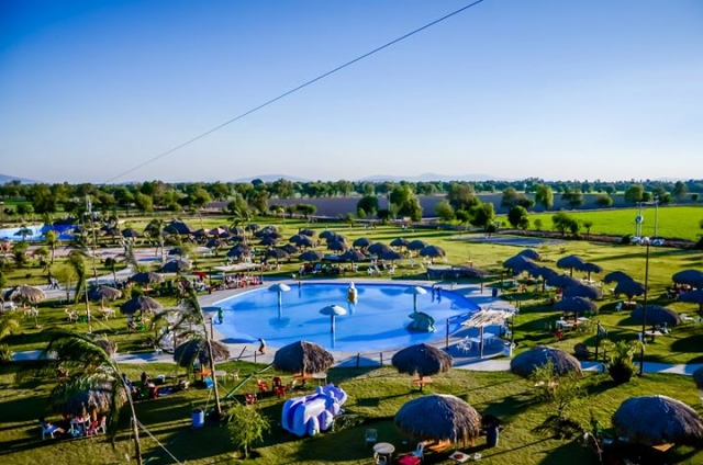 tirolina en el parque